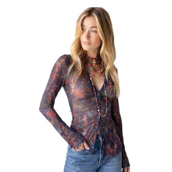 NATURAL LIFE Tops - Long Sleeve Top